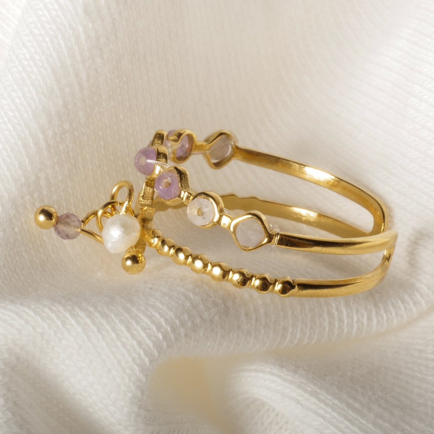 Bague avec petites perles colorées